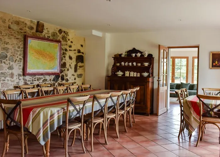 De Peyrefitte Casa de Férias Lescure