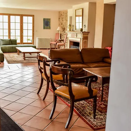 De Peyrefitte * Lescure