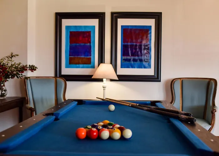 De Peyrefitte Hébergement de vacances *